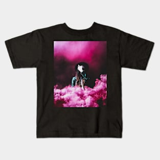 Spray smoke Kids T-Shirt